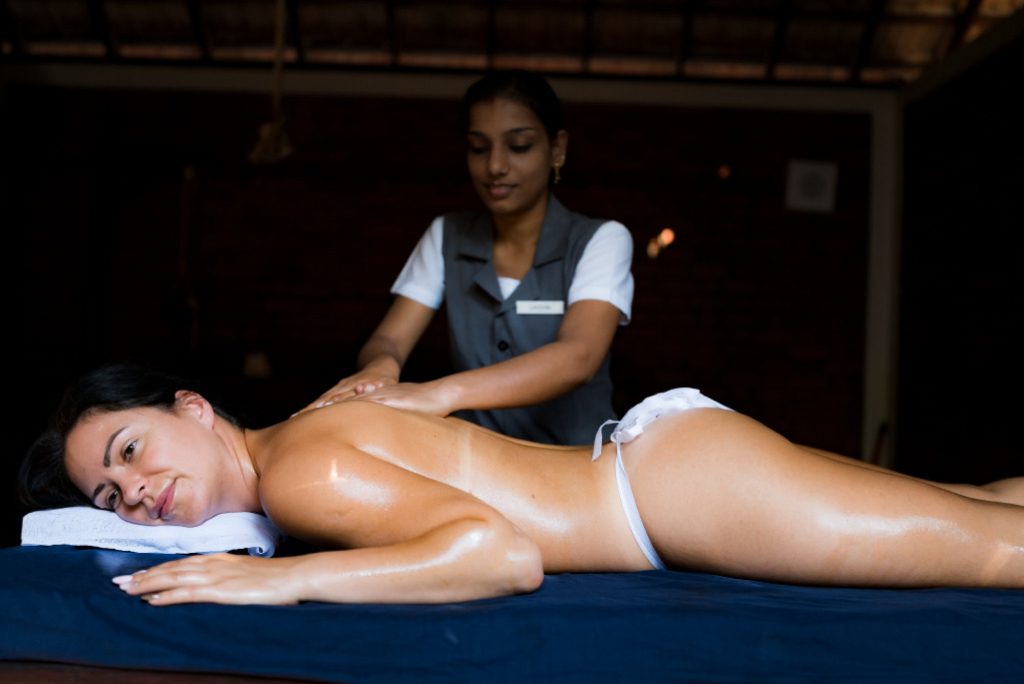 Abhyanga Massage for Stress Relief and Nervous System Balance 1 abhyanga massage stress nervous system balance